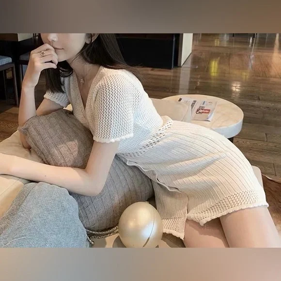 Dress - Picture 4 of 6